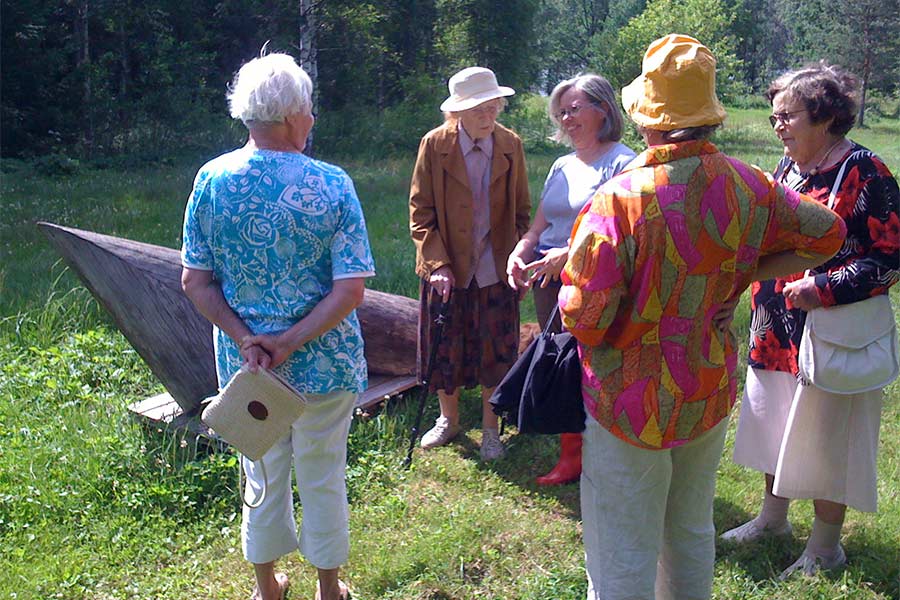 Visitors of the sculpture park.