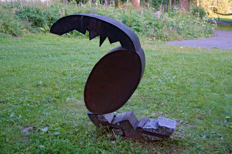 Gjalt Blaauw in POAM Penttilä Open Air Museum - sculpture park Finland | veistospuisto